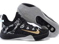 宝刀未老什么意思：岁月不居，壮心不已