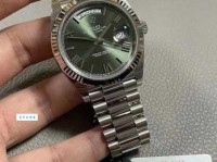 窥窃的意思：一种古老而隐秘的行为