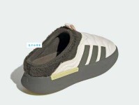 蓝心洁：名字中的优雅与五行的和谐