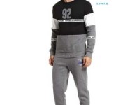 跳跃纸上是什么意思：文字的灵动与想象的飞翔