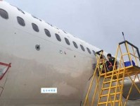 洗飞机是什么意思 原来飞机也要定期洗澡