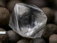 坚硬是什么意思？跟“坚固”又有什么区别？