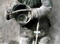 褴褛的意思详解 如何正确使用褴褛这个词语