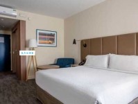 guesthouse是什么意思？guesthouse怎么读？guesthouse例句及用法