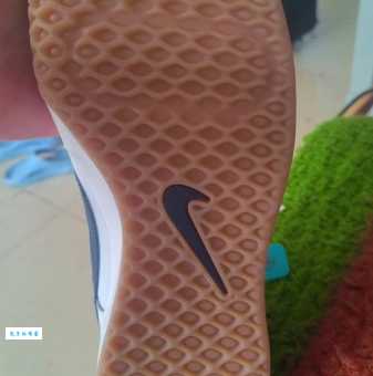 sneaker的含义是什么?包含多种释义的详细解读