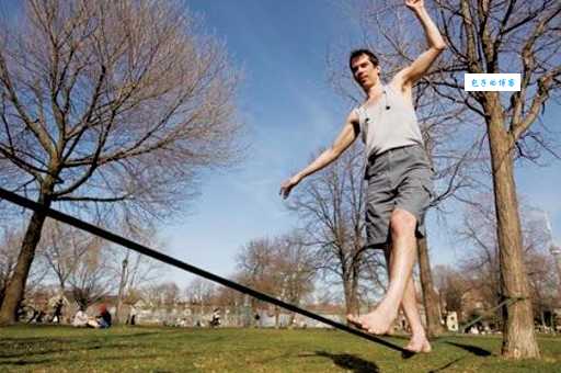 绳趋尺步是什么意思?解读绳趋尺步的含义和应用