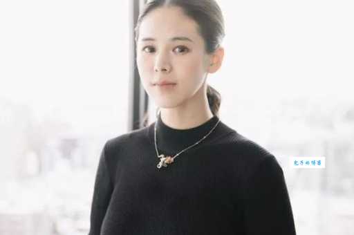 手嶌葵怎么读