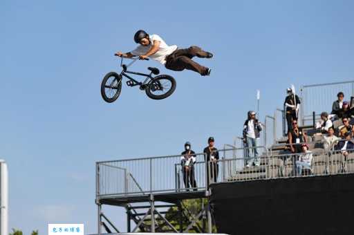 空中飞人是什么意思 现代职场的新现象