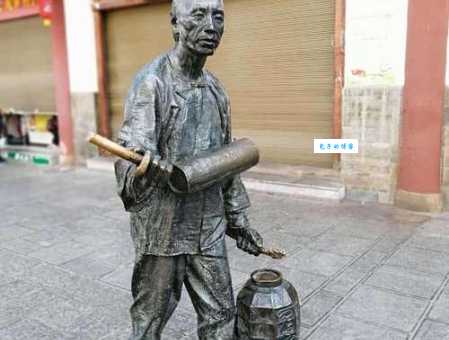 更夫是什么意思？老一辈人带你回顾旧时职业！